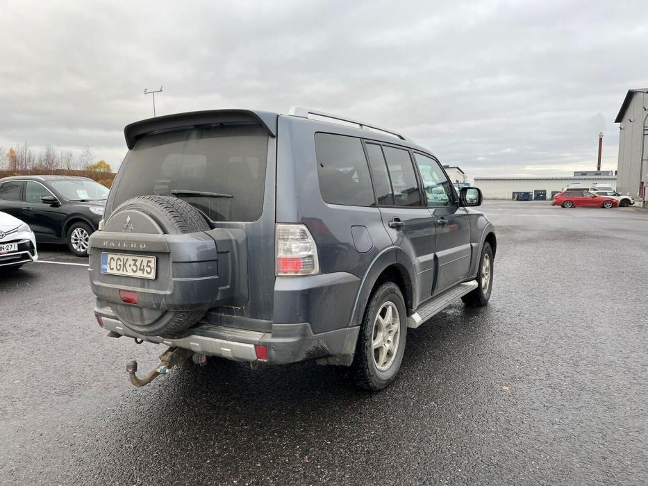 MITSUBISHI Pajero 2007