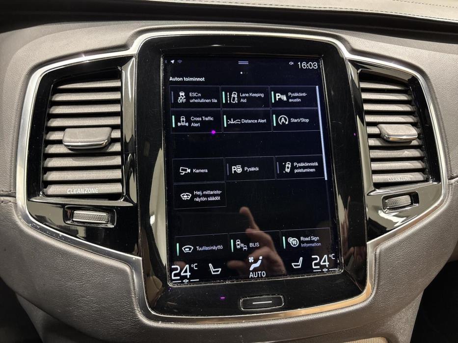 VOLVO XC90 2015
