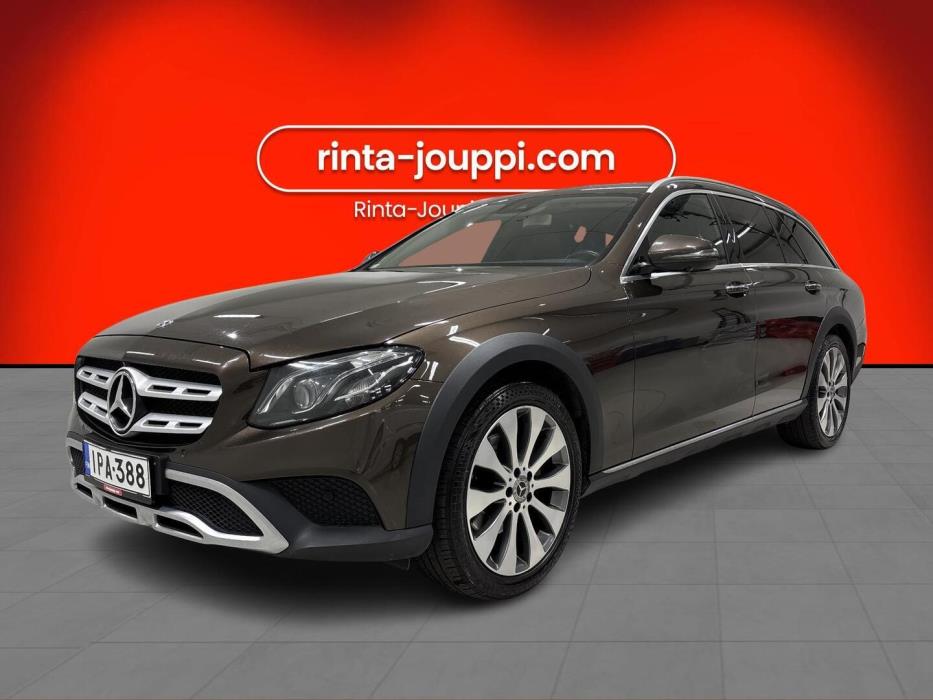 MERCEDES-BENZ E 2017
