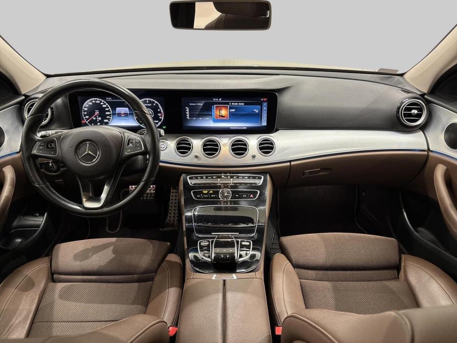 MERCEDES-BENZ E 2017