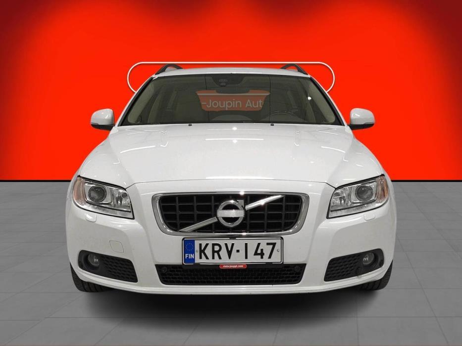 VOLVO V70 2013