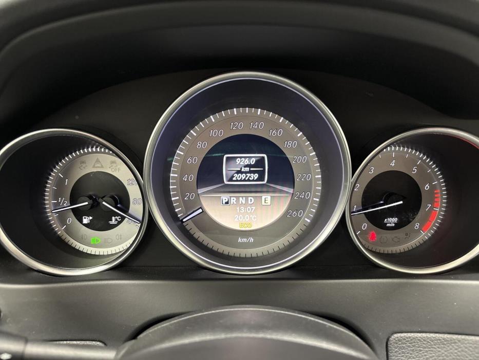 MERCEDES-BENZ C 2011