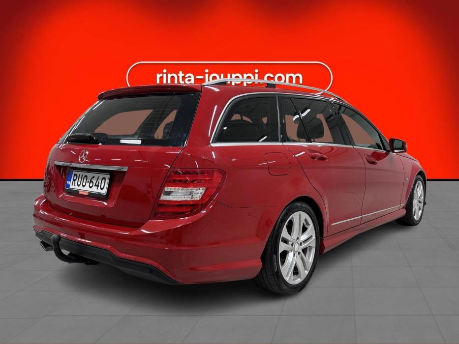 MERCEDES-BENZ C 2011