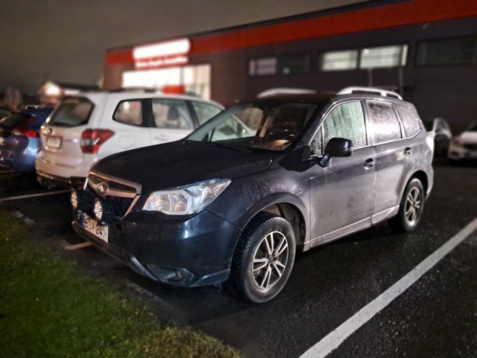 SUBARU Forester 2015