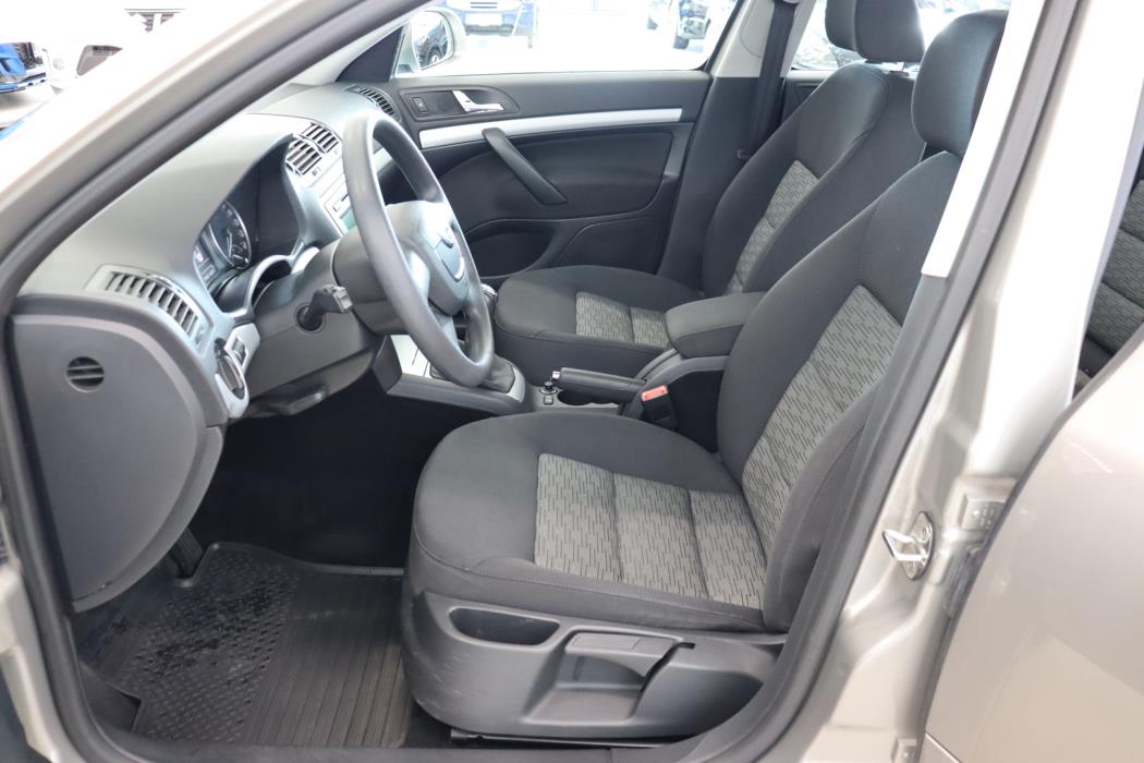SKODA Octavia 2010