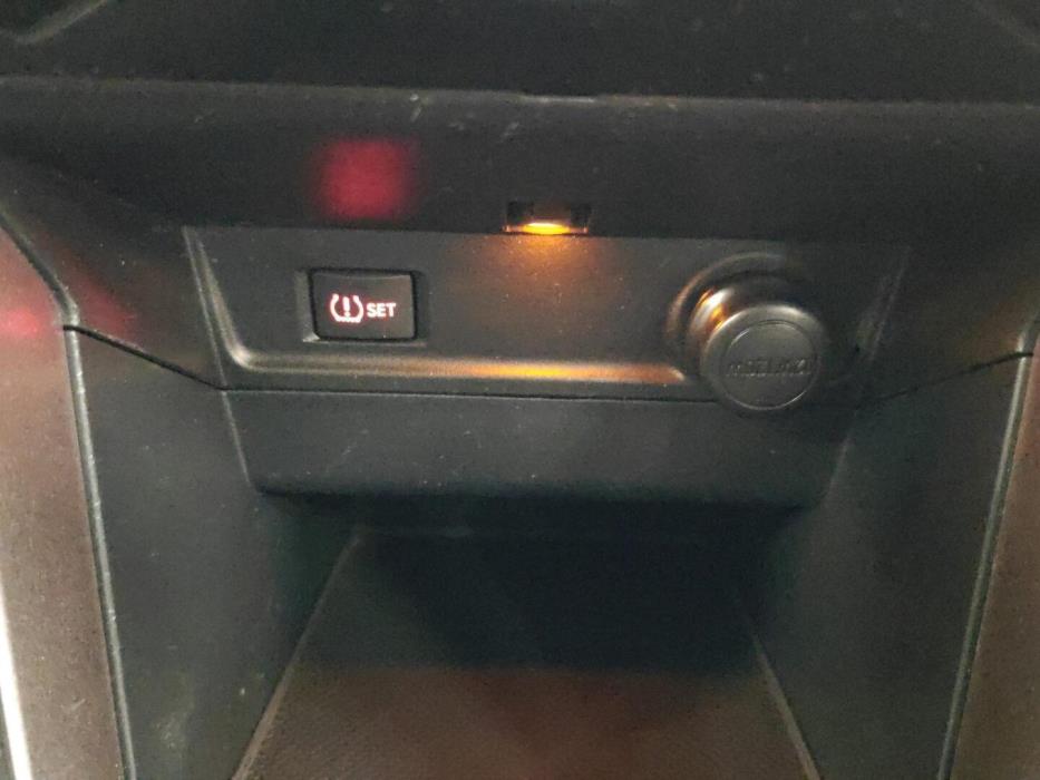 SUBARU Forester 2018
