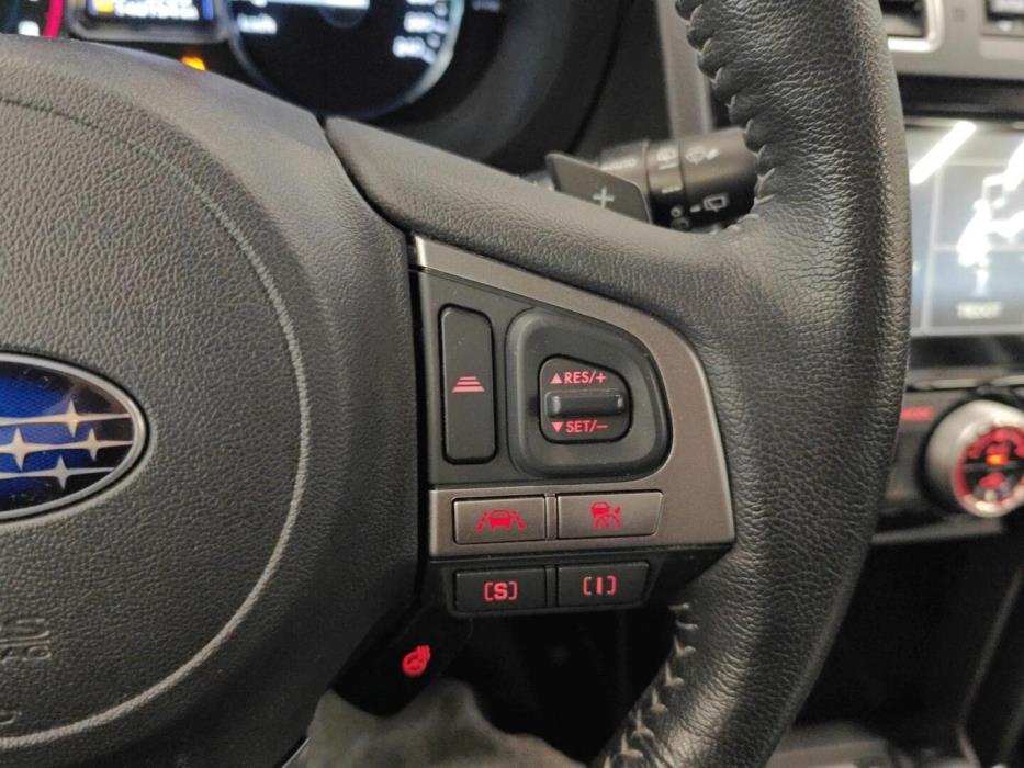 SUBARU Forester 2018