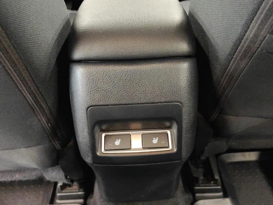 SUBARU Forester 2018