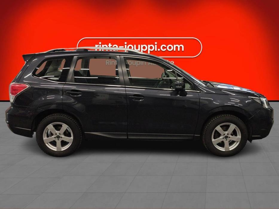 SUBARU Forester 2018