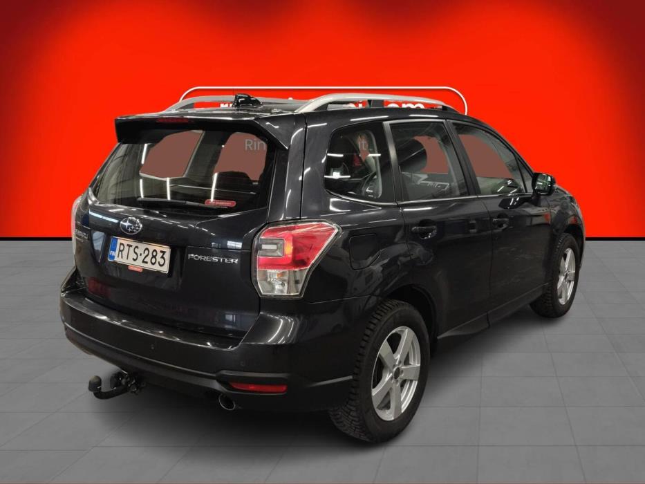 SUBARU Forester 2018