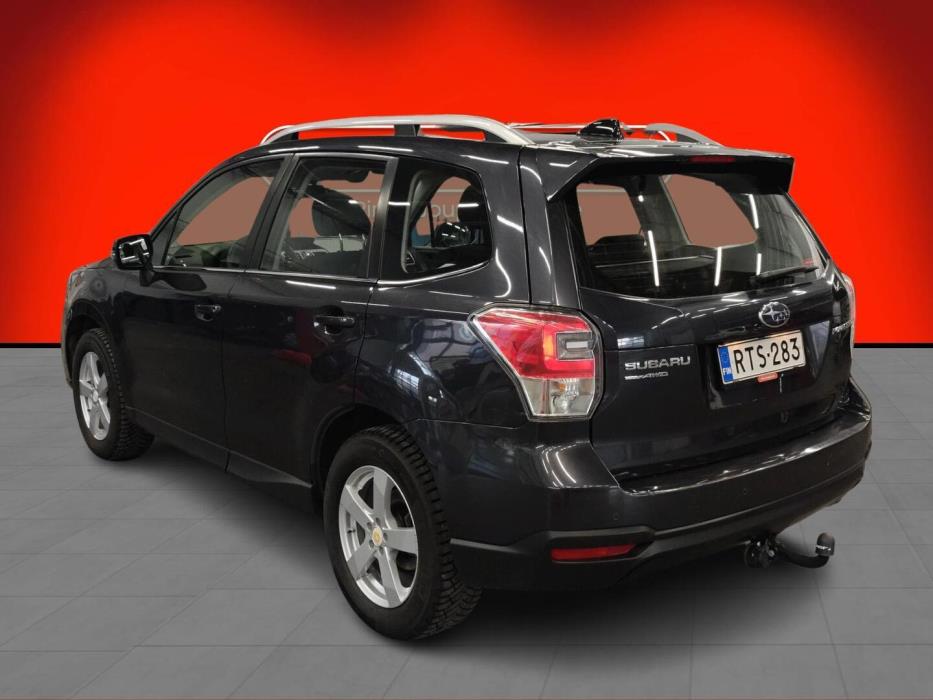 SUBARU Forester 2018