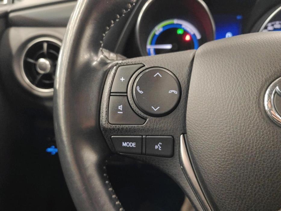 TOYOTA Auris 2019