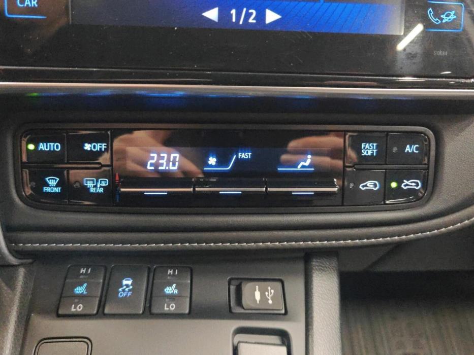 TOYOTA Auris 2019