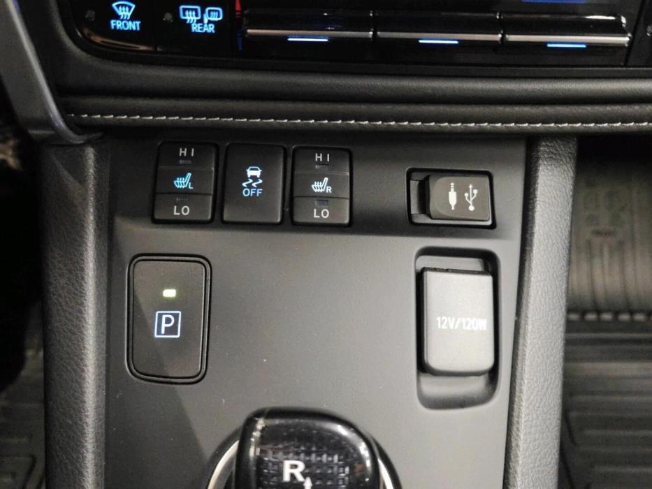 TOYOTA Auris 2019