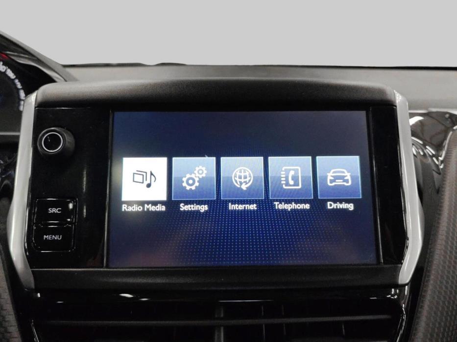 PEUGEOT 2008 2015