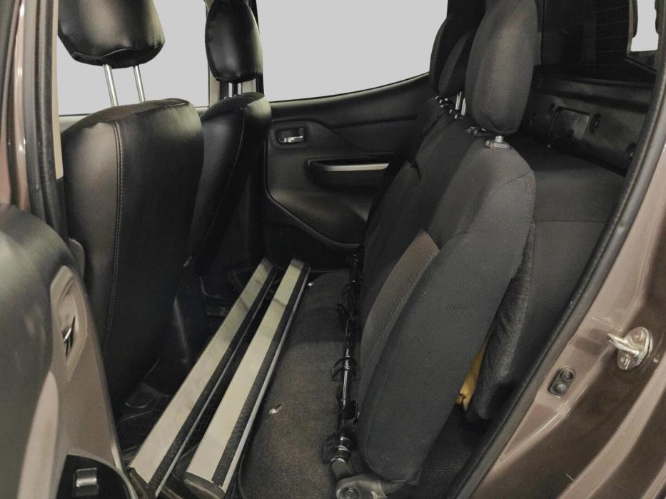 MITSUBISHI L200 2018