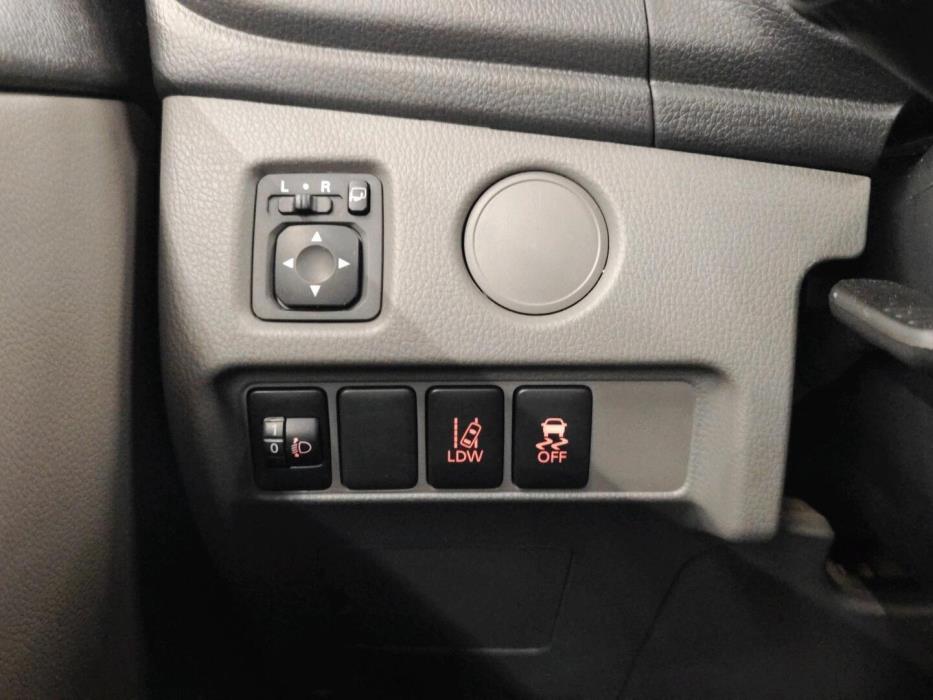 MITSUBISHI L200 2018