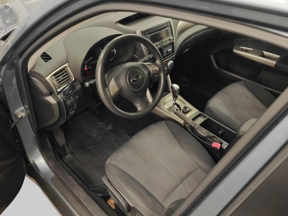 SUBARU Forester 2010