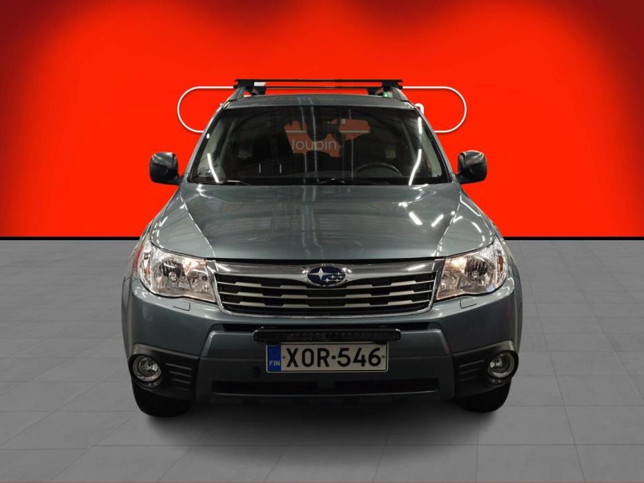 SUBARU Forester 2010