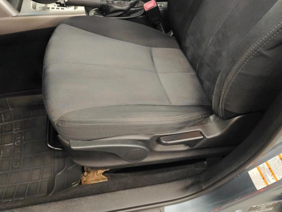 SUBARU Forester 2010
