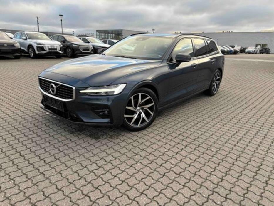 VOLVO V60 2020