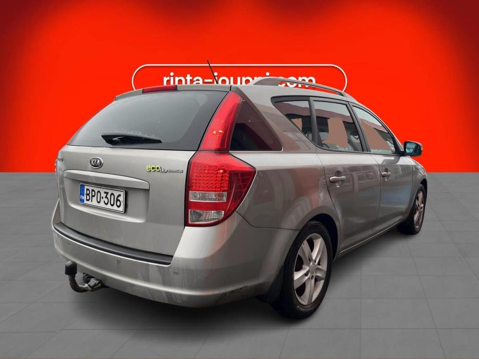KIA cee'd 2012