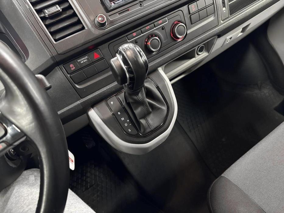 VOLKSWAGEN Transporter 2019