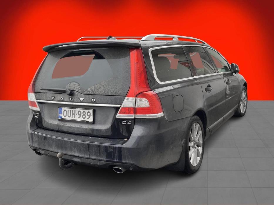 VOLVO V70 2014
