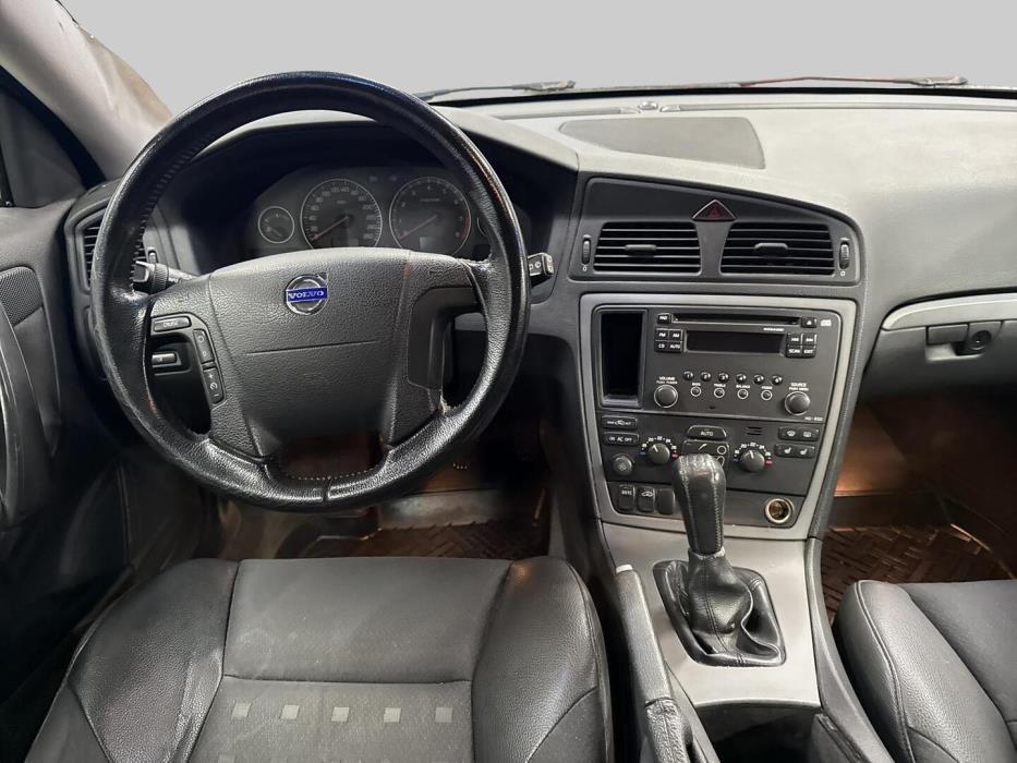 VOLVO V70 2006