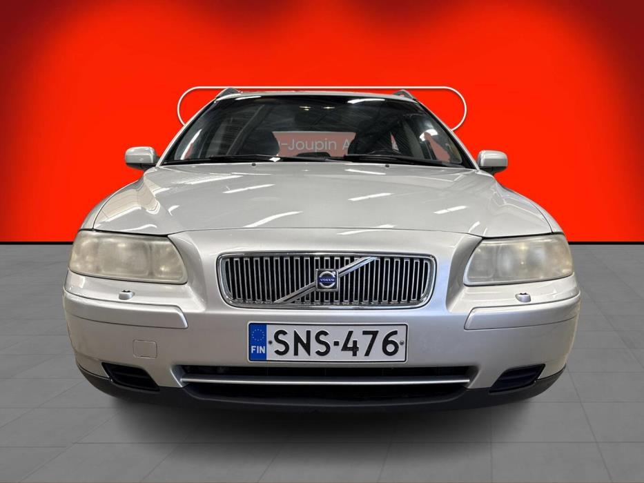 VOLVO V70 2006