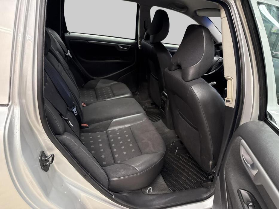 VOLVO V70 2006