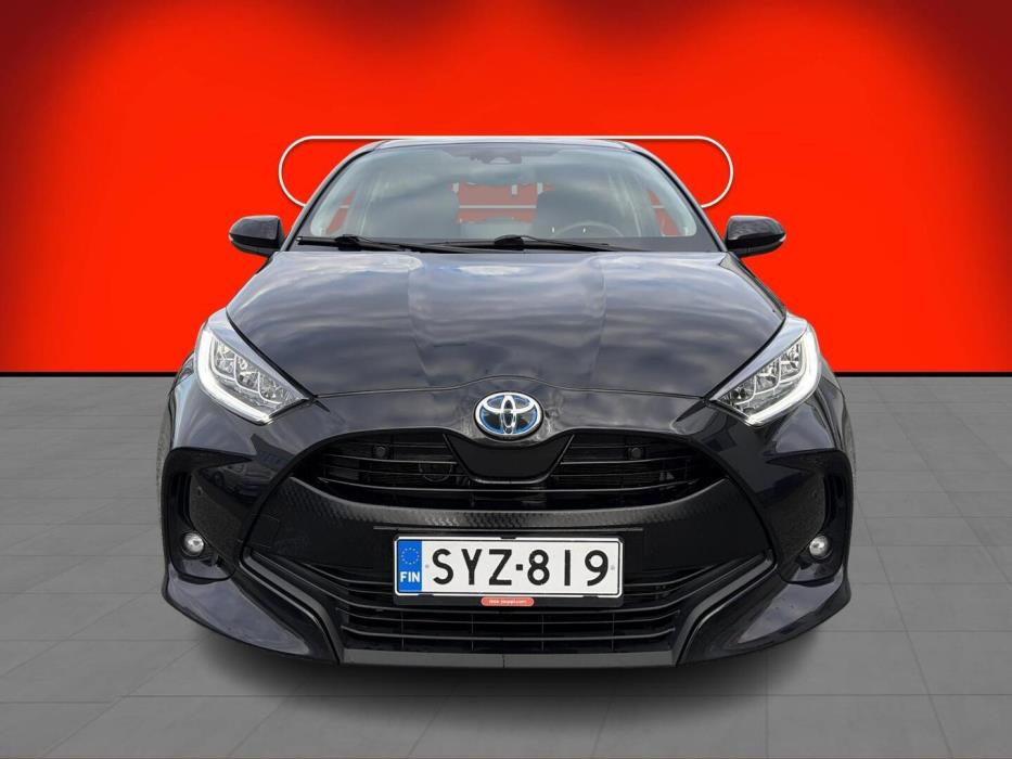 TOYOTA Yaris 2021