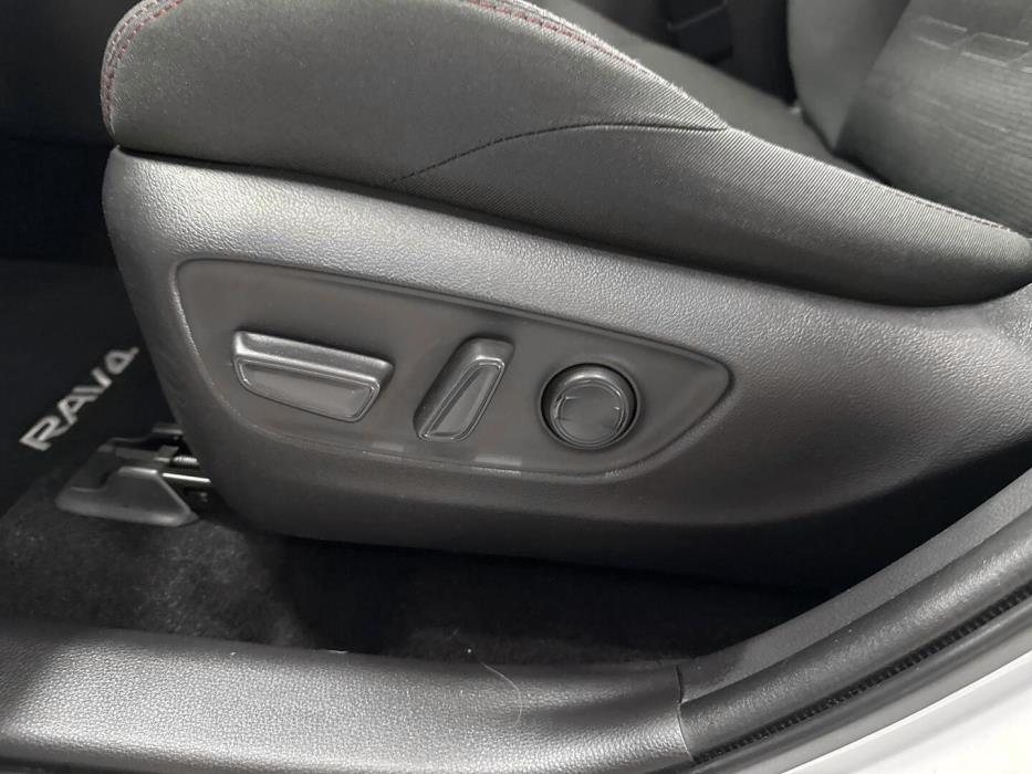 TOYOTA RAV4 PLUG-IN 2020