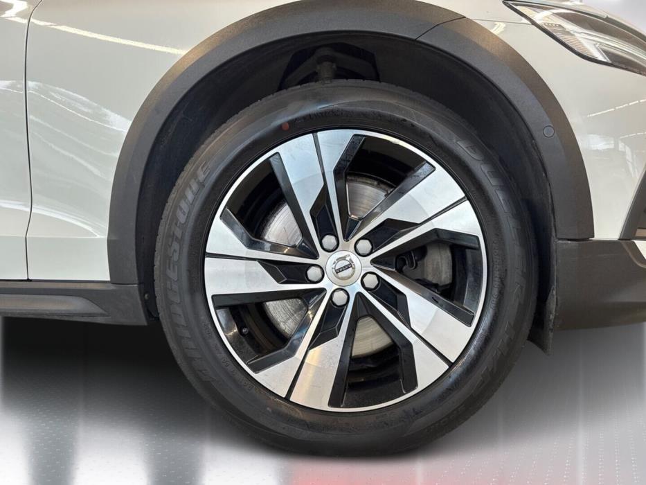 VOLVO V60 Cross Country 2020