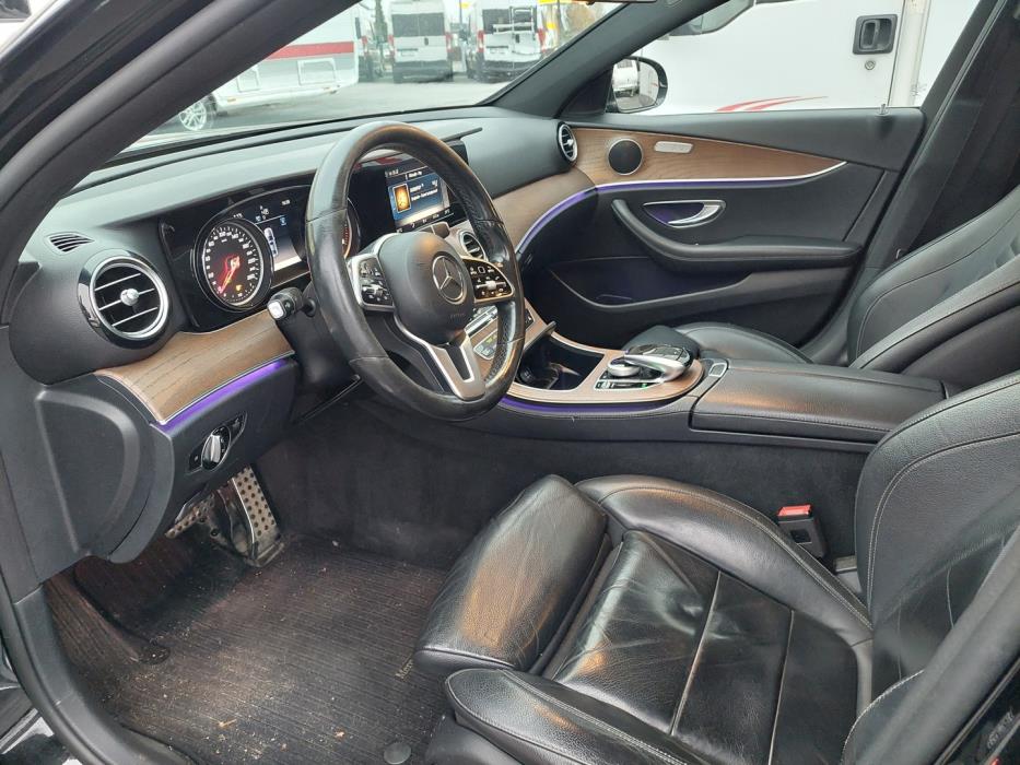MERCEDES-BENZ E 2019