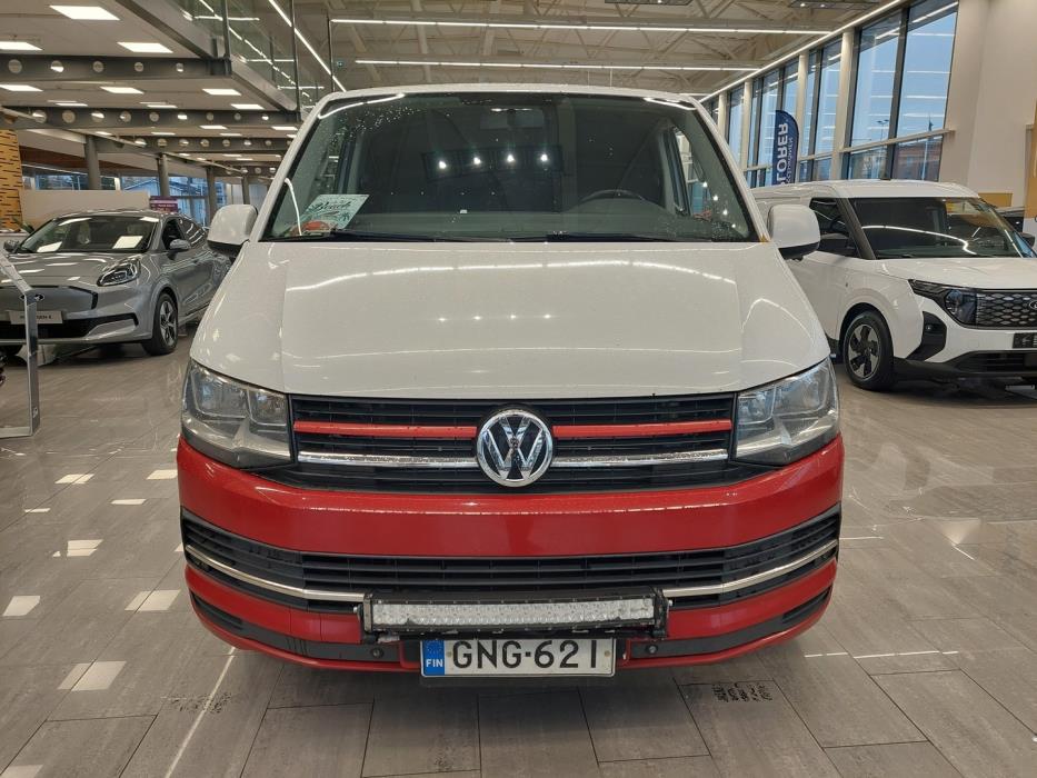 VOLKSWAGEN Transporter 2015