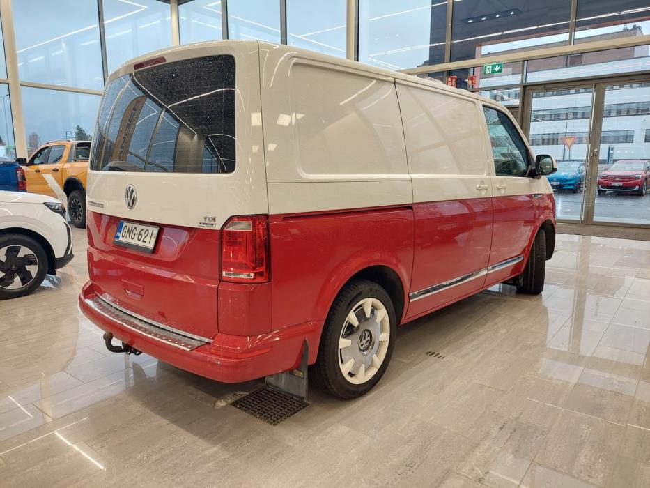 VOLKSWAGEN Transporter 2015