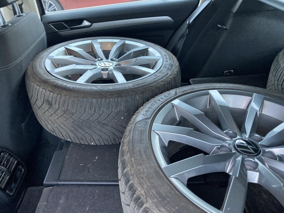 VOLKSWAGEN Passat 2016