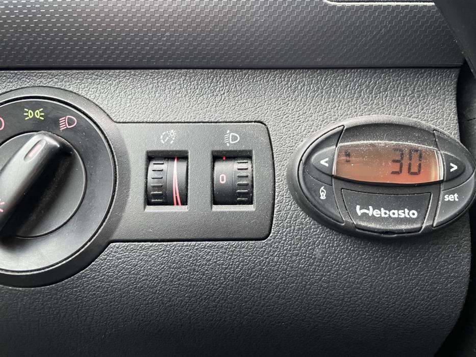 VOLKSWAGEN Caddy Maxi 2013