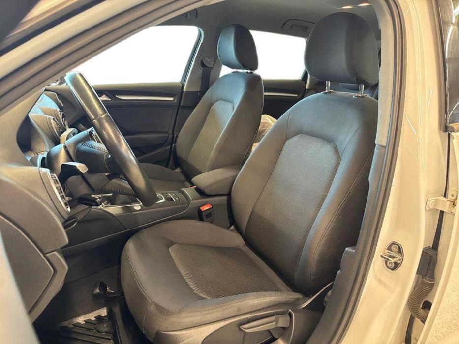 AUDI A3 2016
