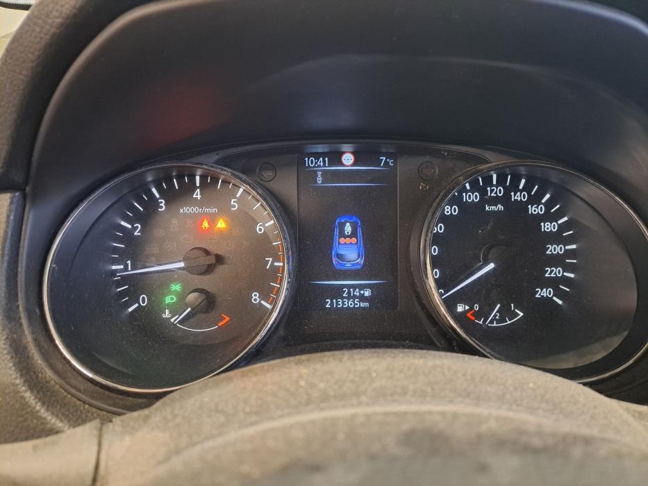 NISSAN Qashqai 2014