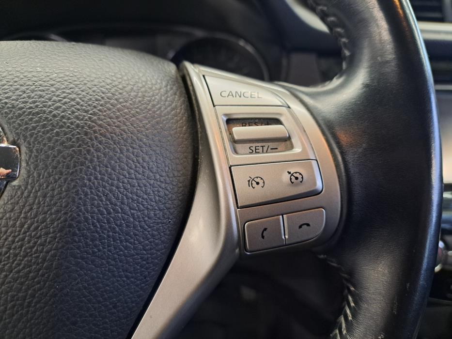 NISSAN Qashqai 2014