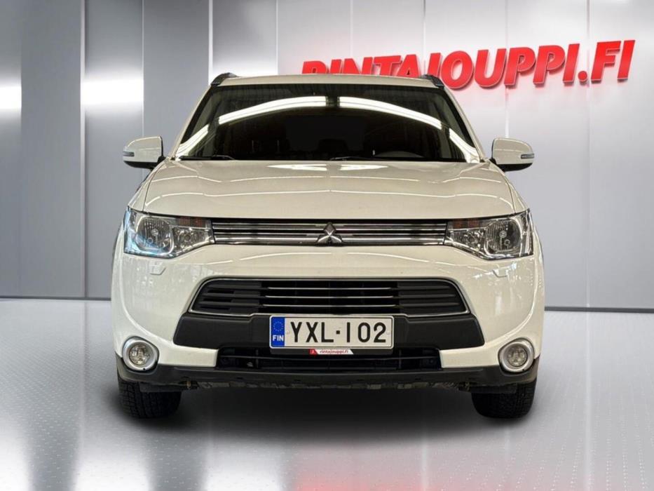 MITSUBISHI Outlander 2014