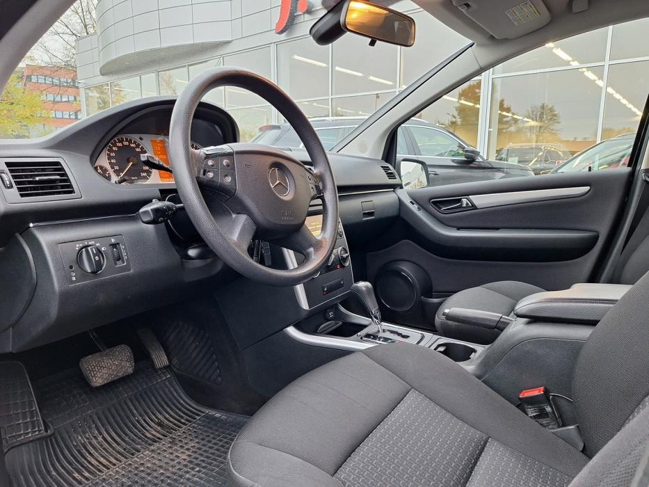 MERCEDES-BENZ B 2008