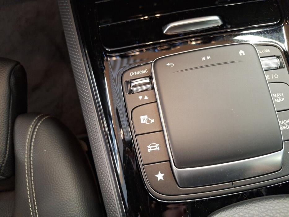 MERCEDES-BENZ B 2020