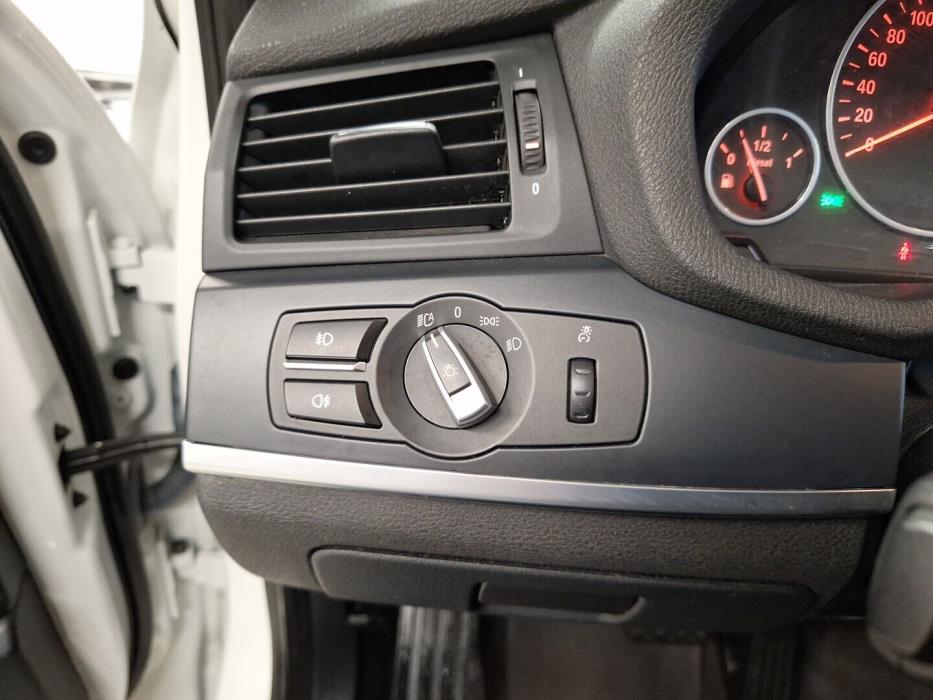 BMW X3 2011