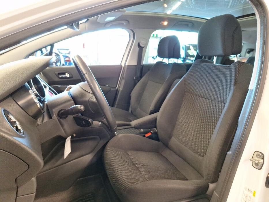 PEUGEOT 5008 2014