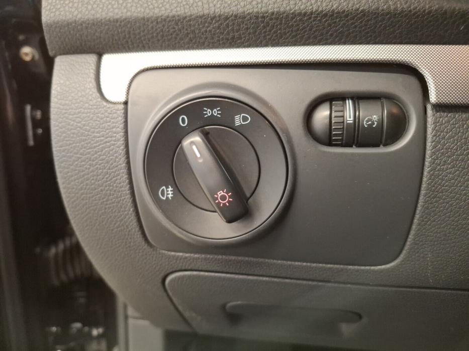 VOLKSWAGEN Golf 2008