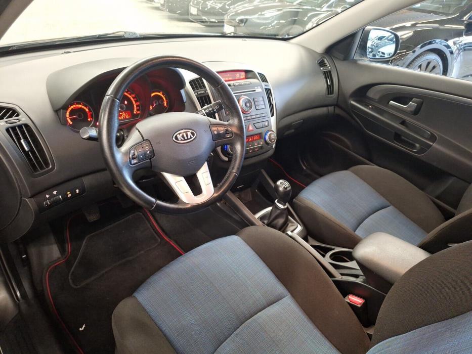 KIA cee'd 2012