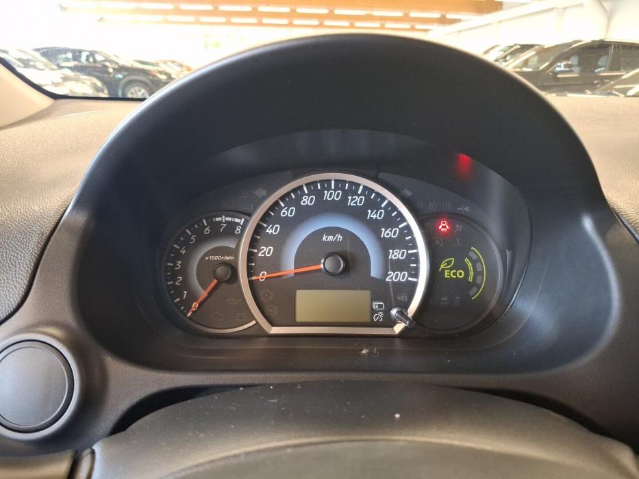 MITSUBISHI Space Star 2015